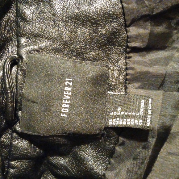 Forever 21 Black faux Leather Biker jacket Large - Picture 7 of 9